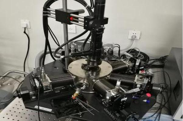 ATA-P1005壓電疊堆放大器在納米定位臺(tái)驅(qū)動(dòng)中的應(yīng)用 ATA-P1005壓電疊堆放大器在納米定位臺(tái)驅(qū)動(dòng)中的應(yīng)用